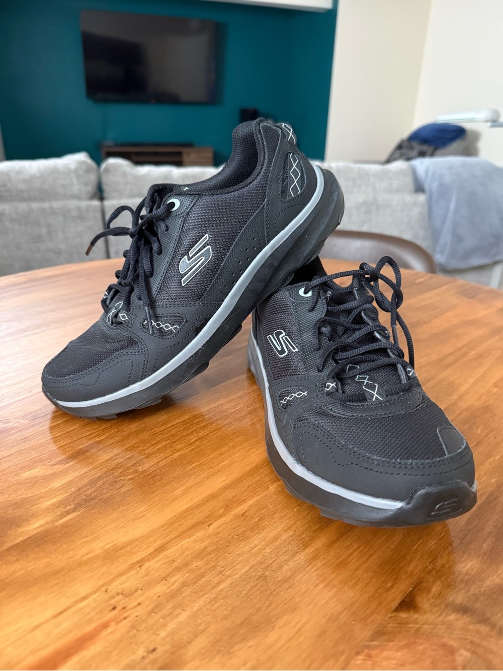 Skechers Women’s Black Sneakers with Gray Accents